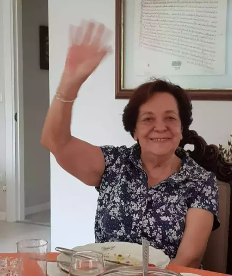 Ünlü oyuncu Melis İşiten'in acı günü! O sözlerde duyurdu - 1. Resim