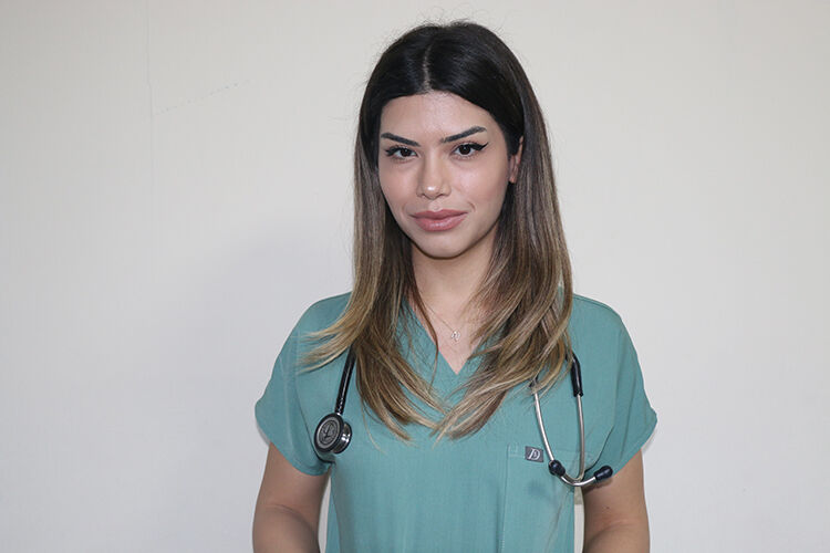 Baba - anne - kız... Hastanede aile saadeti! 'Kimliklerimizi kapının dışında bırakıyoruz' Baba - anne - kız... Hastanede aile saadeti! 'Kimliklerimizi kapının dışında bırakıyoruz' - 3. Resim