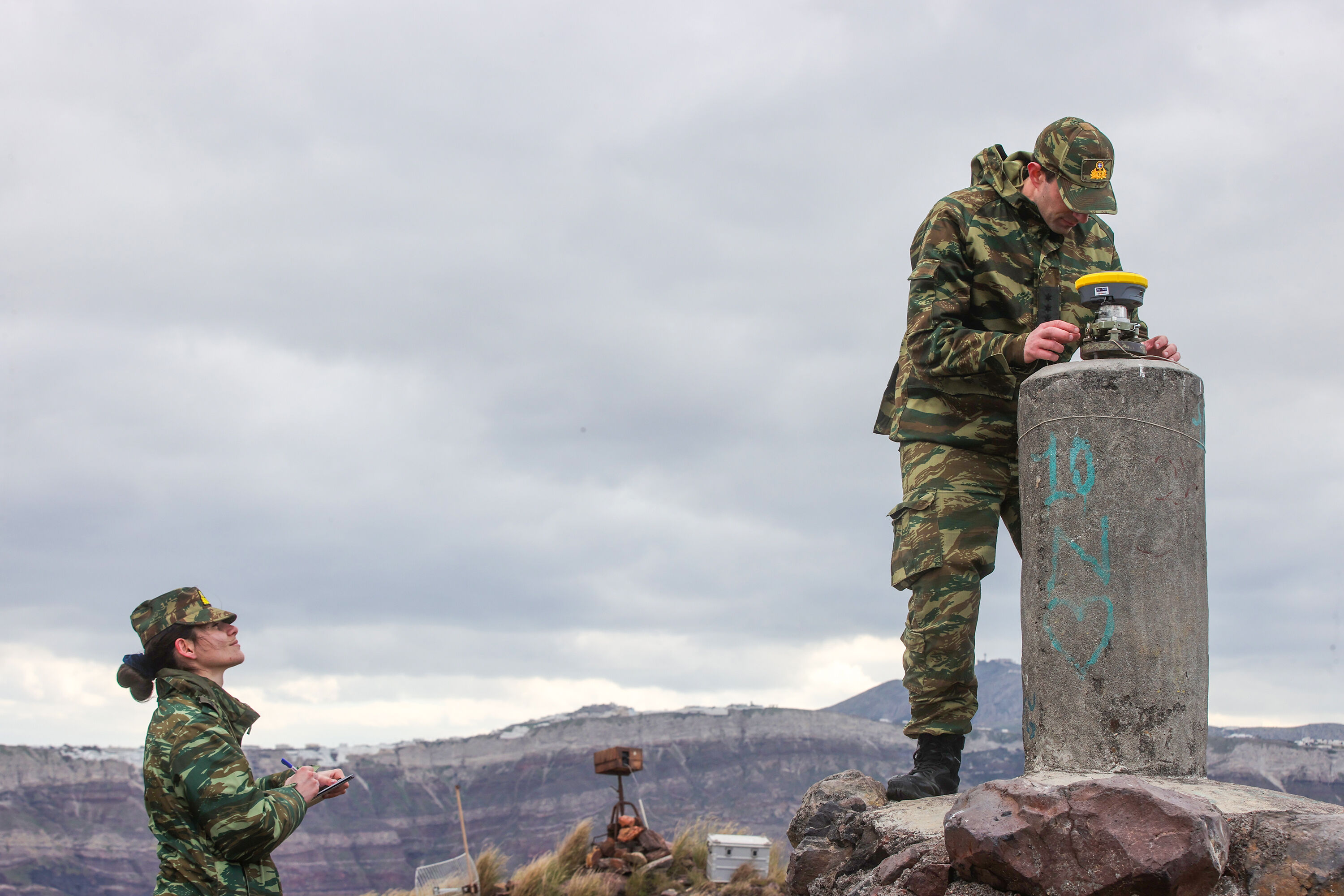 Deprem fırtınası Santorini'yi yürüttü! Bilim adamlarından endişe veren sözler - 5. Resim
