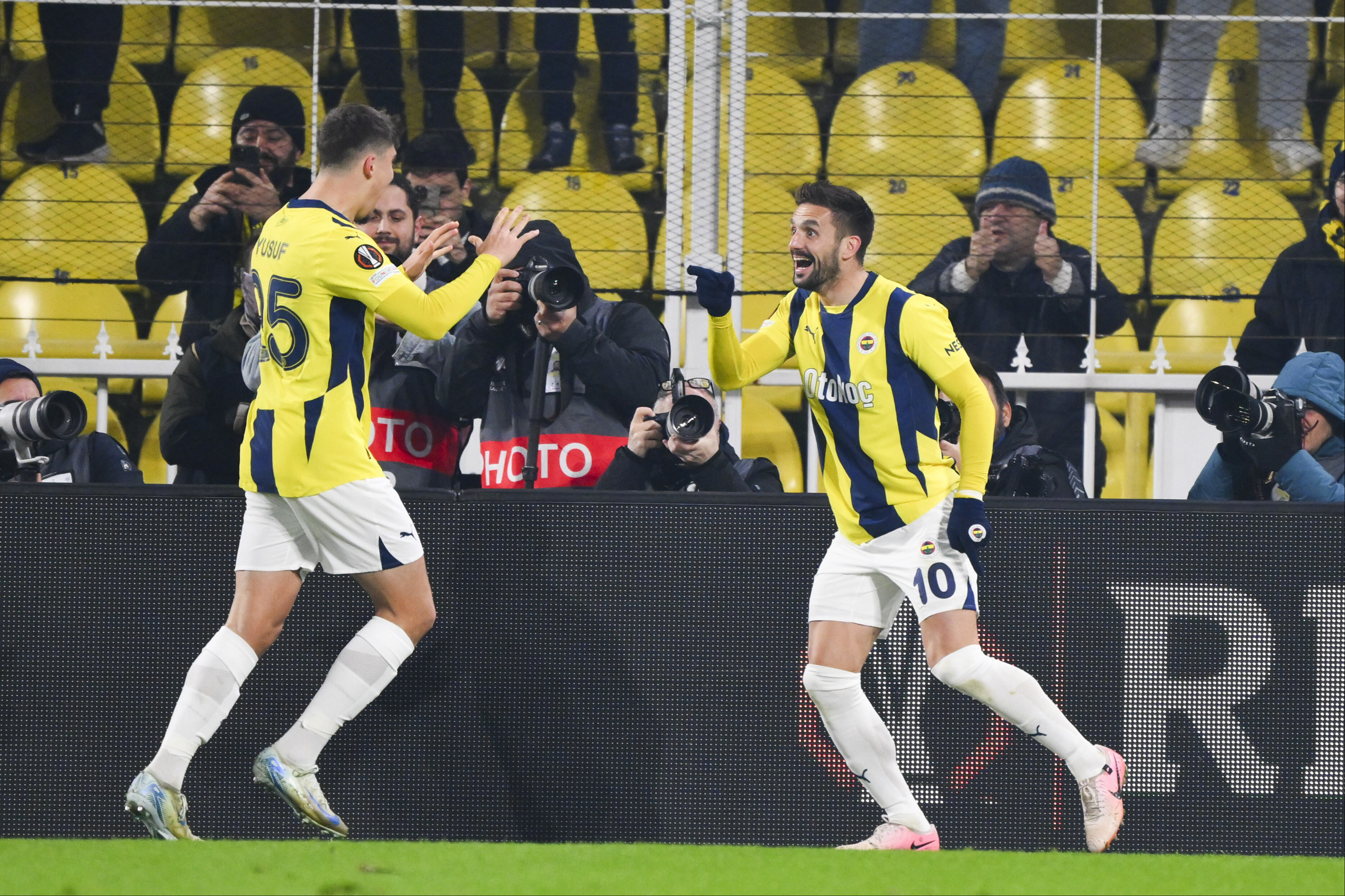 CANLI | Fenerbahçe Anderlecht'i konuk ediyor! Kritik maçta fark 2'ye çıktı - 2. Resim