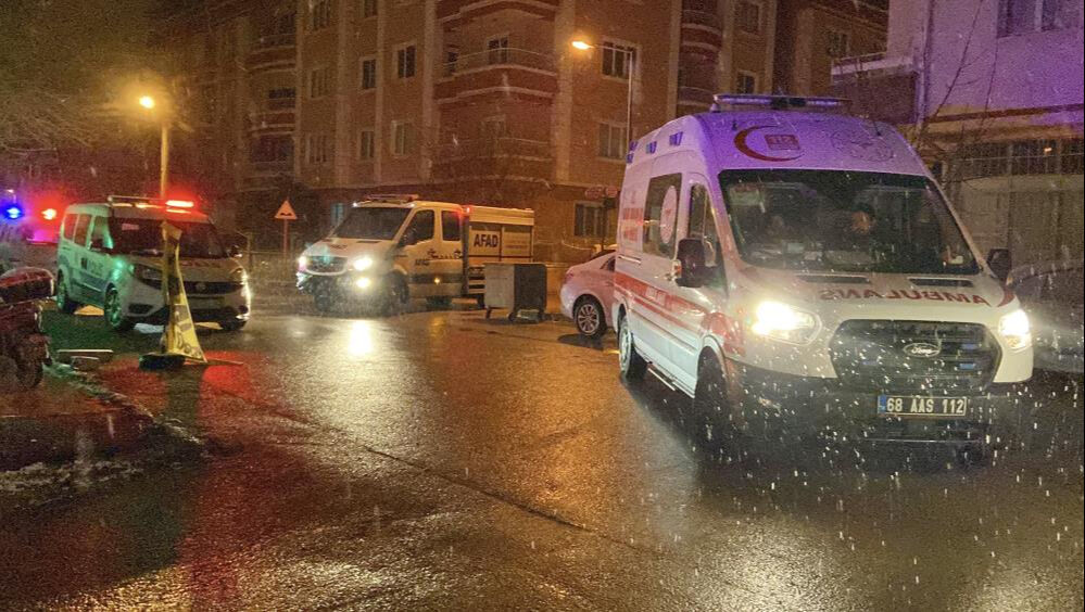 Karısı ile kavga eden adam kayınvalidesinin evini ateşe verdi Karısı ile kavga eden adam kayınvalidesinin evini ateşe verdi - 1. Resim