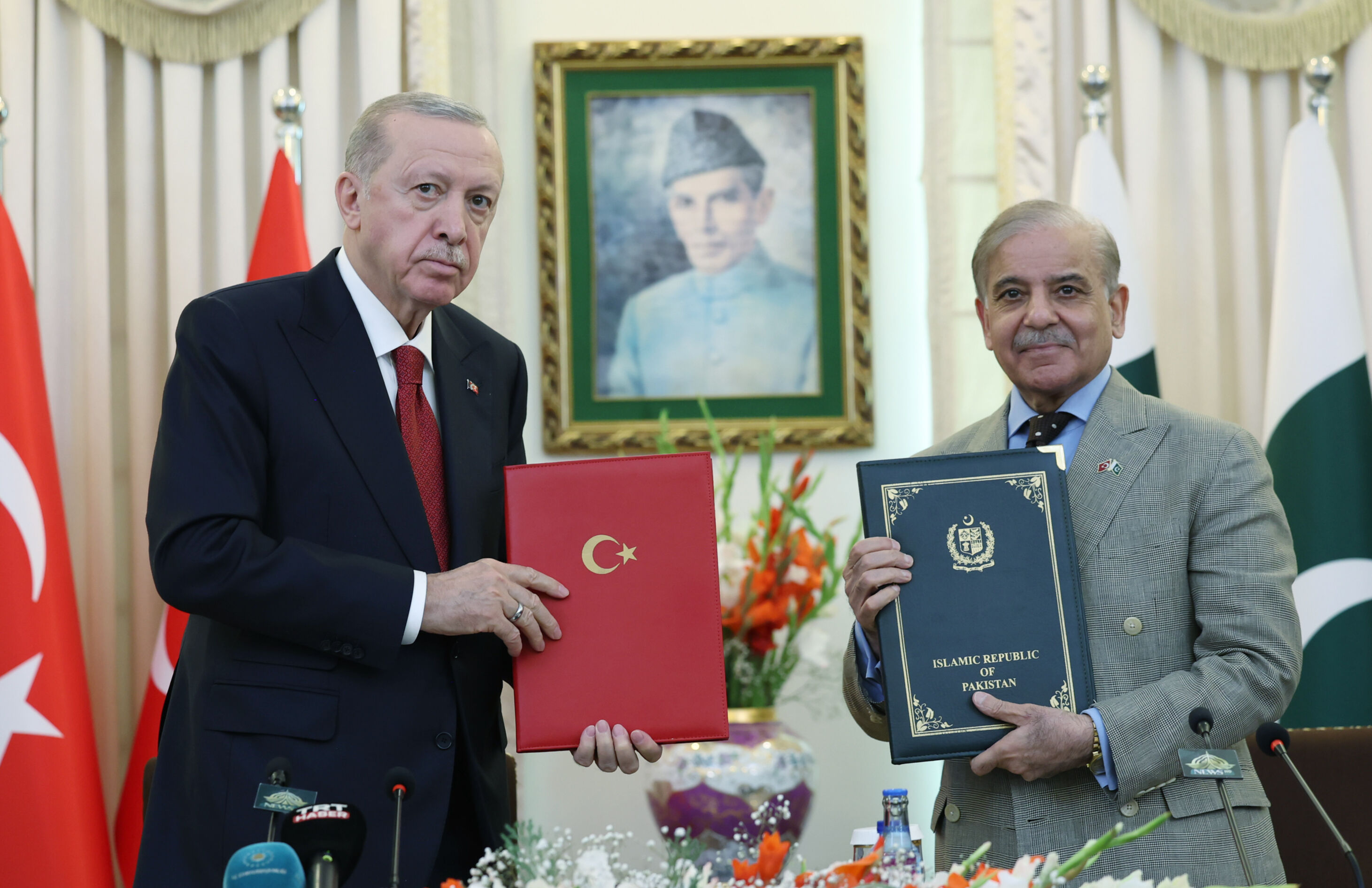 Pakistan'la 24 anlaşma imzalandı! Cumhurbaşkanı Erdoğan ve Şahbaz Şerif'ten önemli mesajlar - 3. Resim