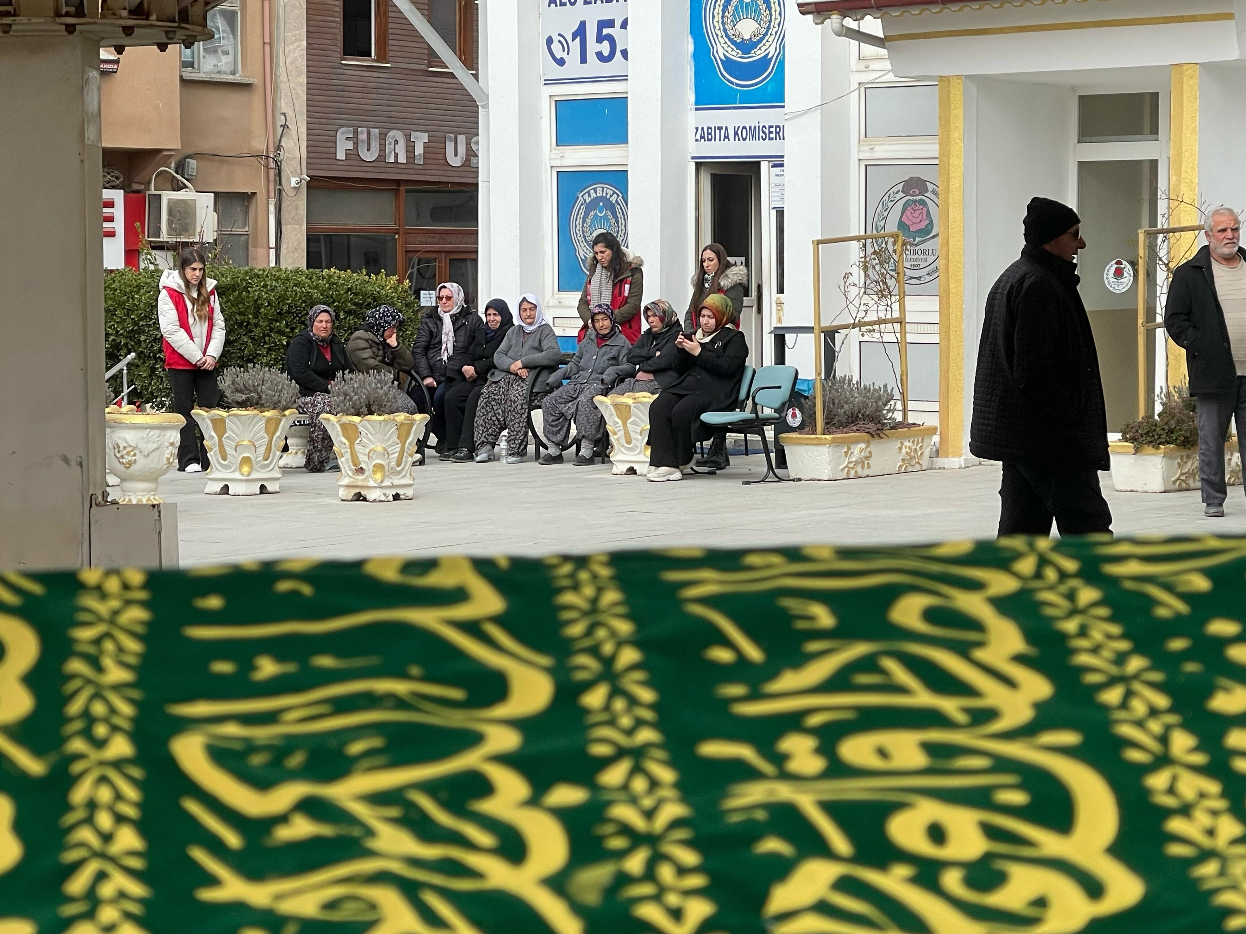 16 yaşındaki Kemal'in sır ölümü! Ekipler başka, amca başka konuştu... - 2. Resim