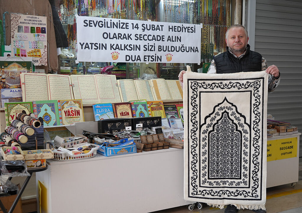 Esnaftan dikkat çeken sevgililer gününe özel hediye tavsiyesi: Yatsın kalksın sizi bulduğuna dua etsin - 1. Resim