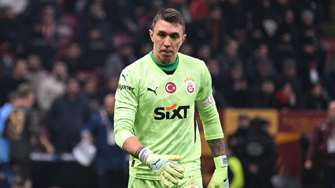 Maç sonrasında ateş püskürdü! Muslera'dan olay sözler - 2. Resim