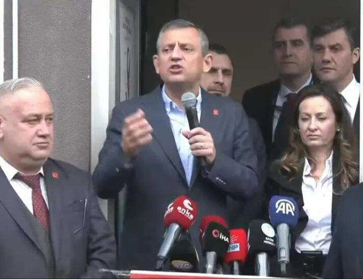 Asker Duası şiiri nasıl okunur? Özgür Özel'in yanlış okuduğu Asker Duası şiirinin doğrusu ne? - 1. Resim