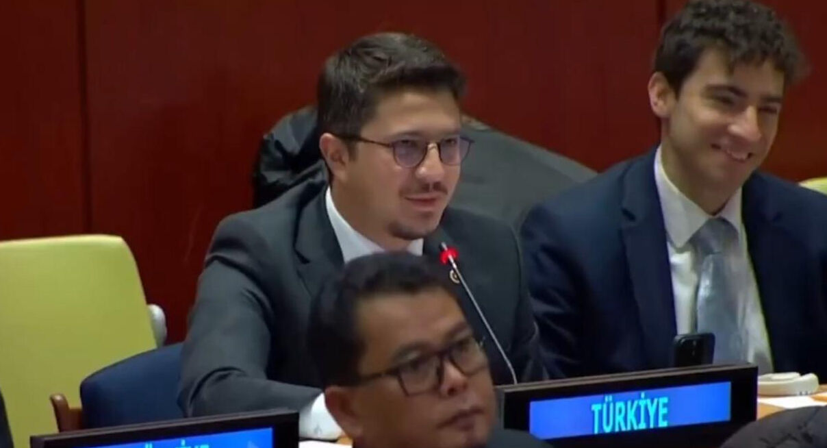 BM'de alkış alan  BM'de alkış alan