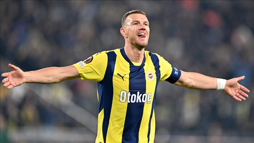 Dzeko, Kasımpaşa maçında oynayacak mı? Sağlık durumu netleşti Dzeko, Kasımpaşa maçında oynayacak mı? Sağlık durumu netleşti - 2. Resim