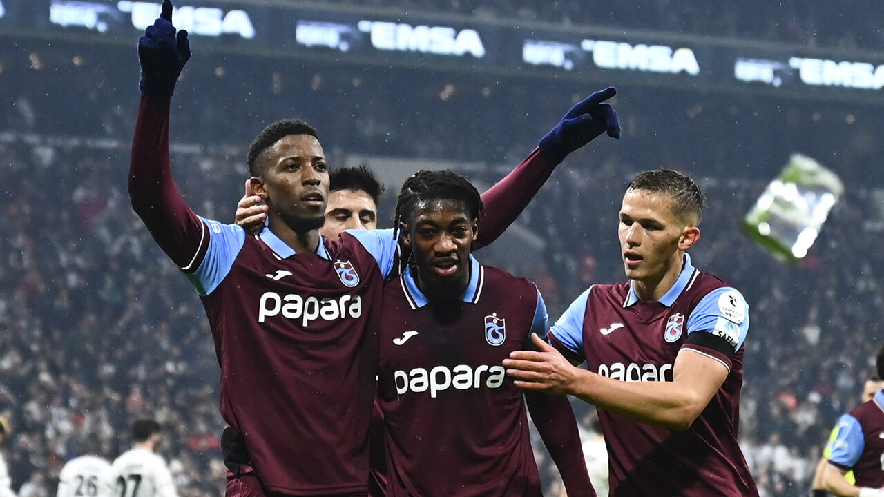 Simon Banza bunu başaran dördüncü futbolcu oldu! Simon Banza bunu başaran dördüncü futbolcu oldu! - 1. Resim