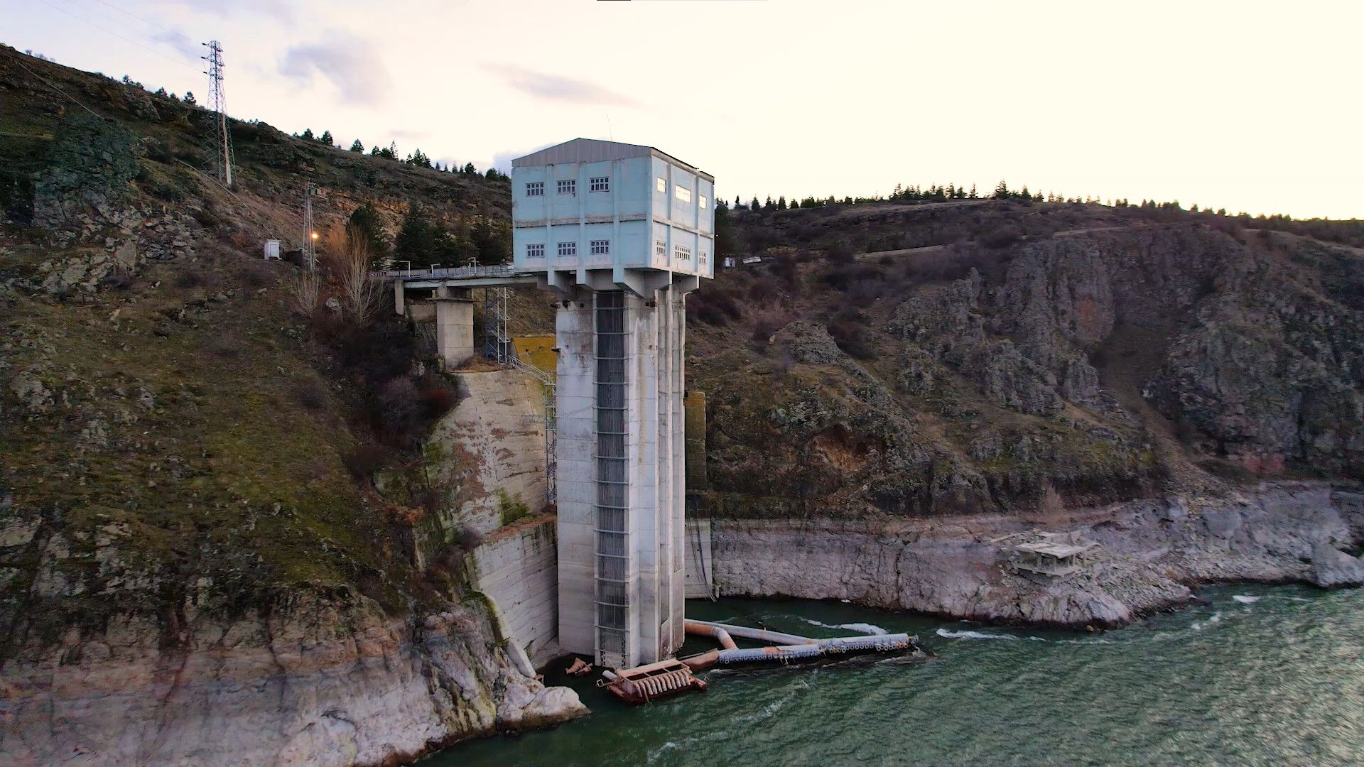 Başkent susuzlukla karşı karşıya! Ankara'da kriz kapıda, barajlar kritik seviyede - 1. Resim