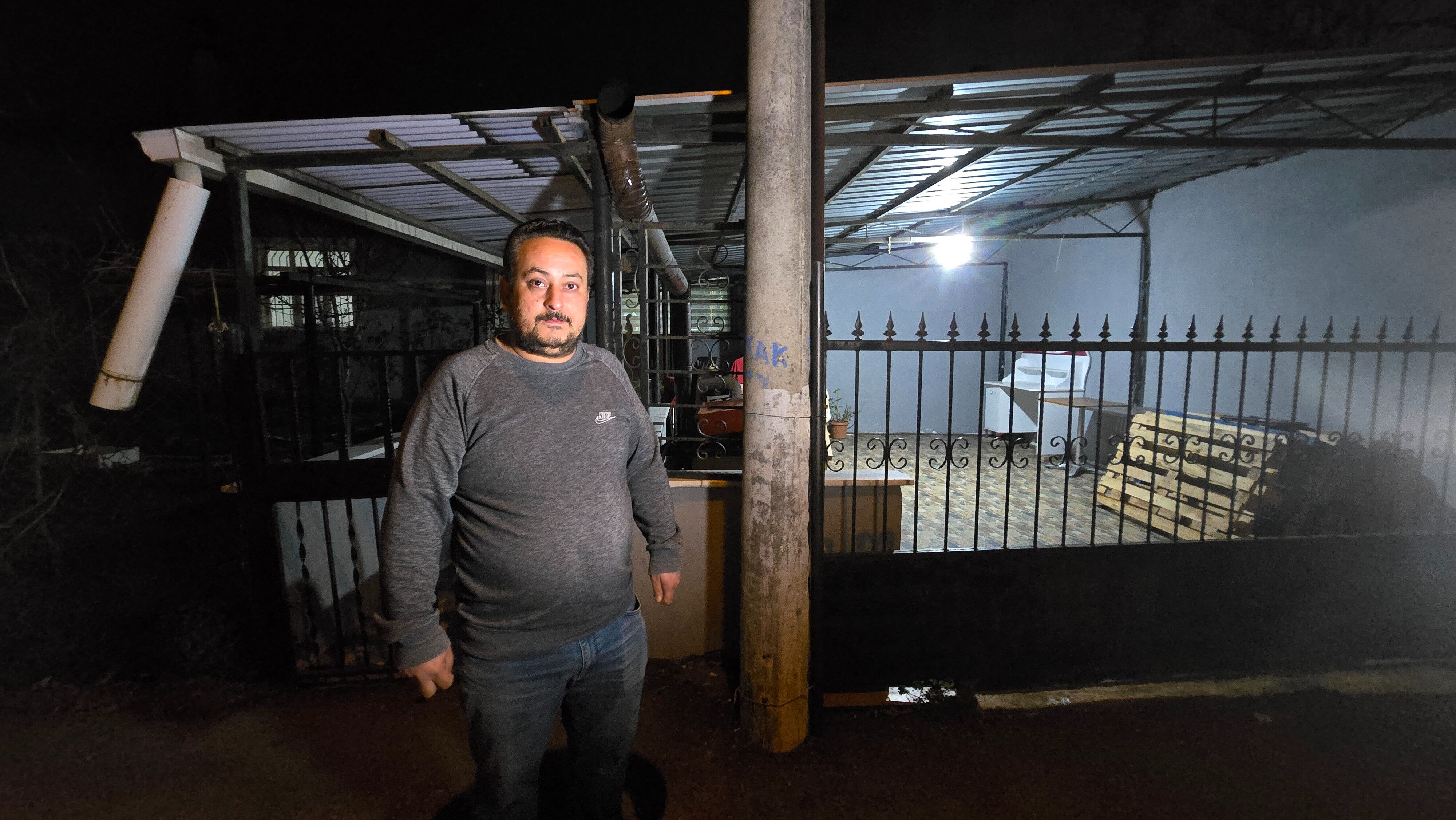 Bir mahallede 'valizli şahıs' alarmı!  Bir mahallede 'valizli şahıs' alarmı!