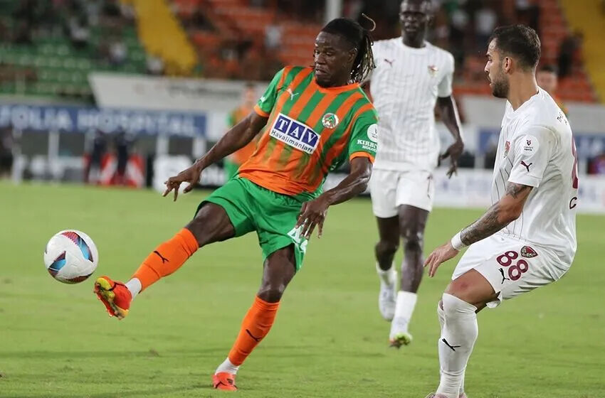 İlk 11 belli oldu! Hatayspor - Alanyaspor maçı hangi kanalda, nerede izlenir, ne zaman, saat kaçta? - 3. Resim