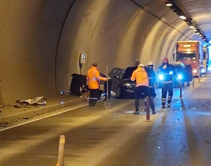 Ordu tünelinde korkunç kaza! İki araç kafa kafaya çarpıştı, çok sayıda yaralı var - 1. Resim