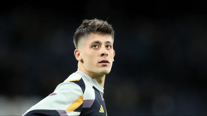 Real Madrid-Osasuna maçında Filistin'e dev pankartlı destek!  Real Madrid-Osasuna maçında Filistin'e dev pankartlı destek!