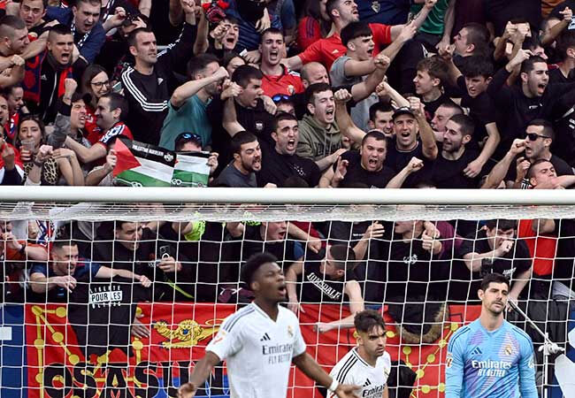 Real Madrid-Osasuna maçında Filistin'e dev pankartlı destek!  Real Madrid-Osasuna maçında Filistin'e dev pankartlı destek!