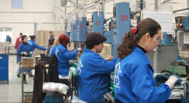 Bakan Işıkhan duyurdu! Meslek lisesi mezunlarına 28 bin 736 TL cep harçlığı - 2. Resim