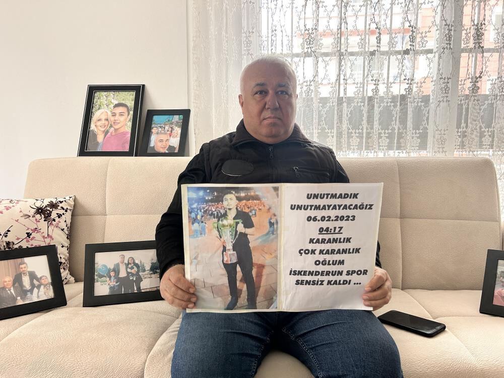 Depremde kaybettiği oğlunun hayalini maçta gerçekleştirdi! '3 gün boyunca onunla yaşıyor gibi hissettim' - 3. Resim