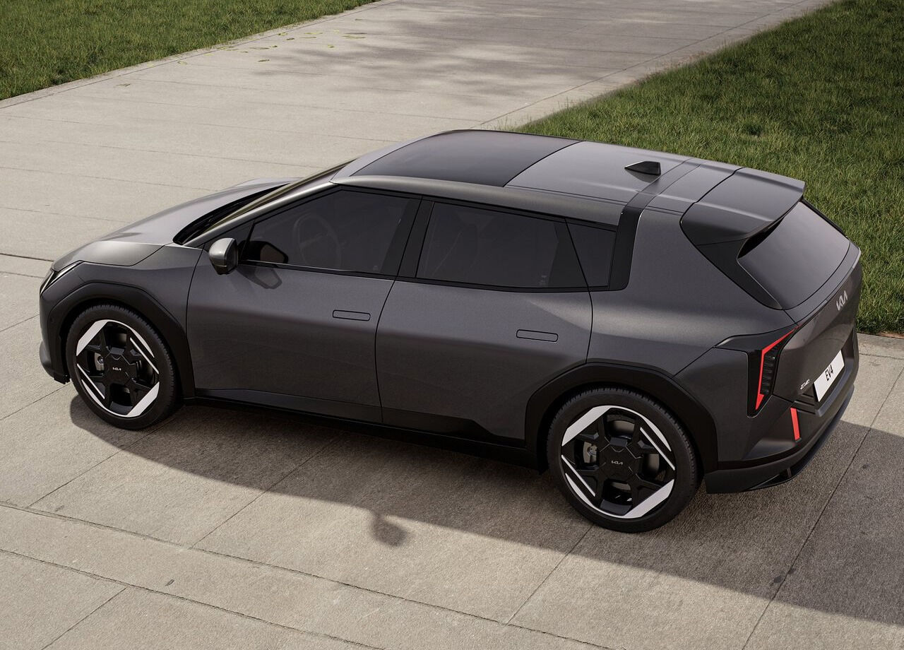 Kia EV4’ten ilk görseller geldi: Uzay yolcuğuna hazırlanın! Kia EV4’ten ilk görseller geldi: Uzay yolcuğuna hazırlanın! - 1. Resim