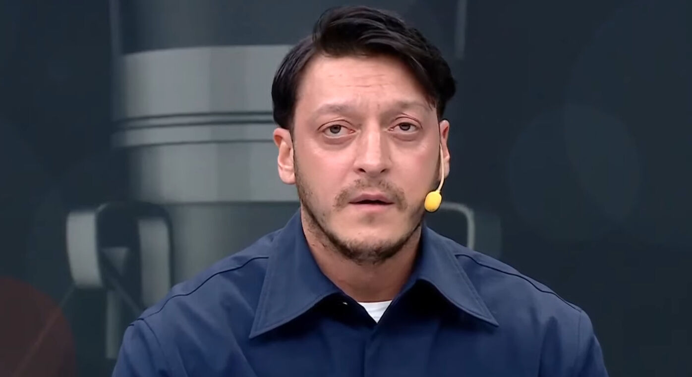 Mesut Özil'den ayrılık sonrası ilk açıklama:  Mesut Özil'den ayrılık sonrası ilk açıklama: