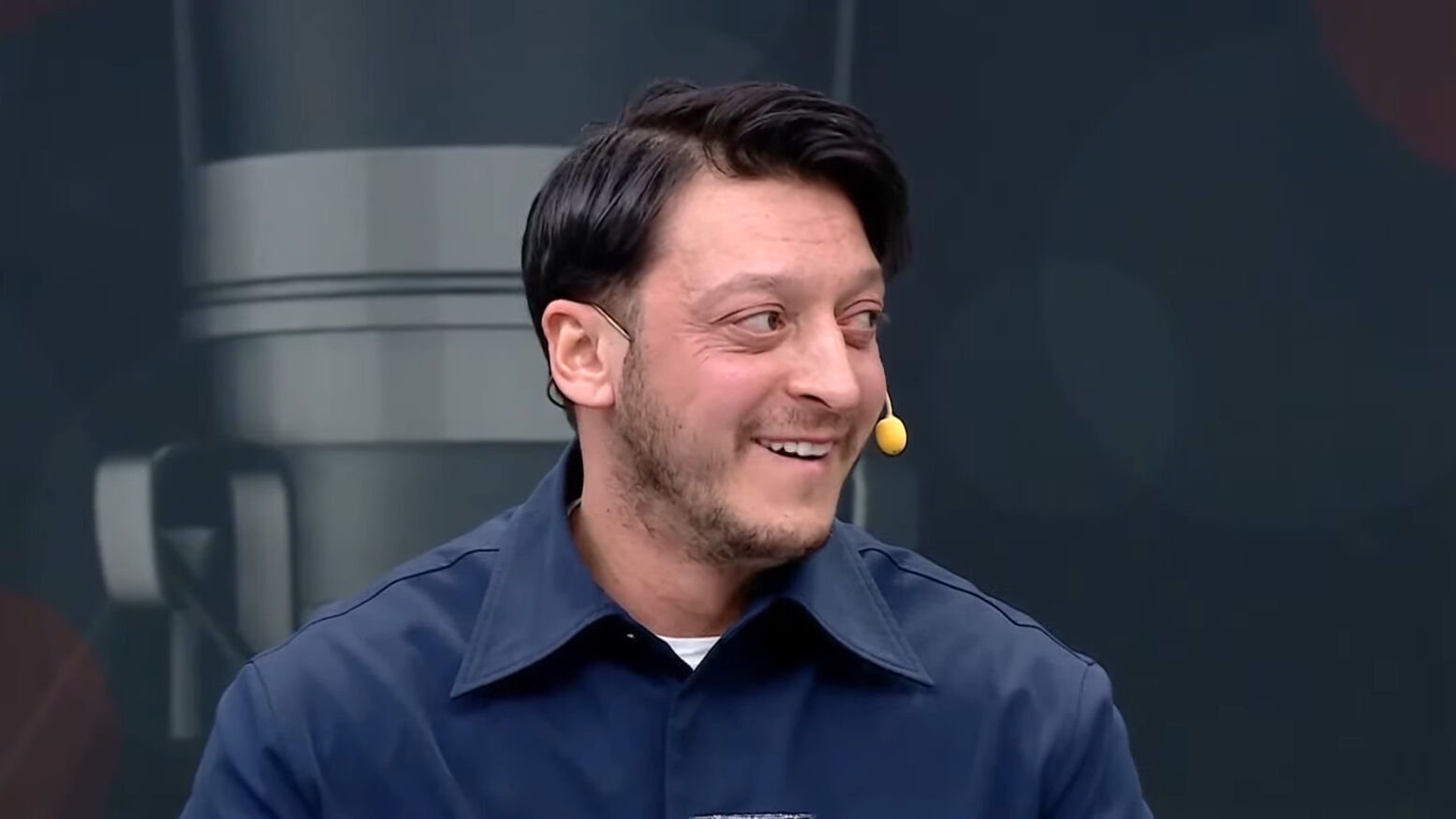 Mesut Özil'den ayrılık sonrası ilk açıklama:  Mesut Özil'den ayrılık sonrası ilk açıklama: