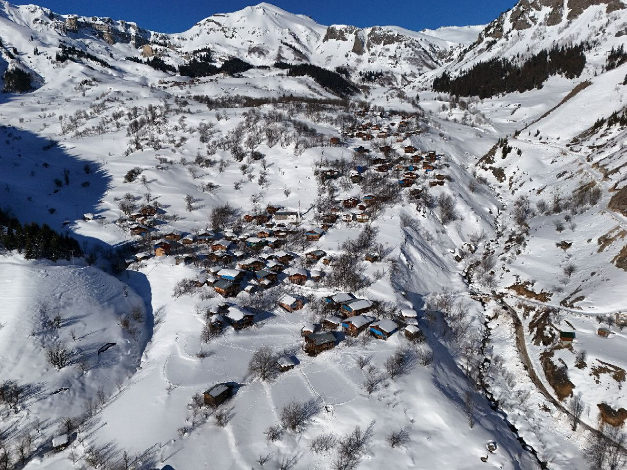 Saklı kalan tabiat harikası: 'Maden Köyü' doğal güzellikleriyle kendisine hayran bırakıyor - 3. Resim
