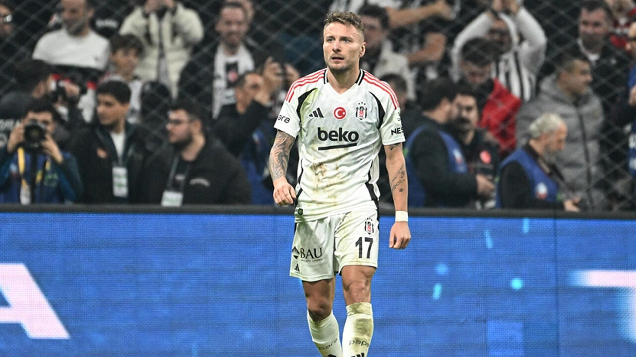 Beşiktaş'ta veda planı...Yıldız futbolcunun ailesi ülkesine döndü - 2. Resim