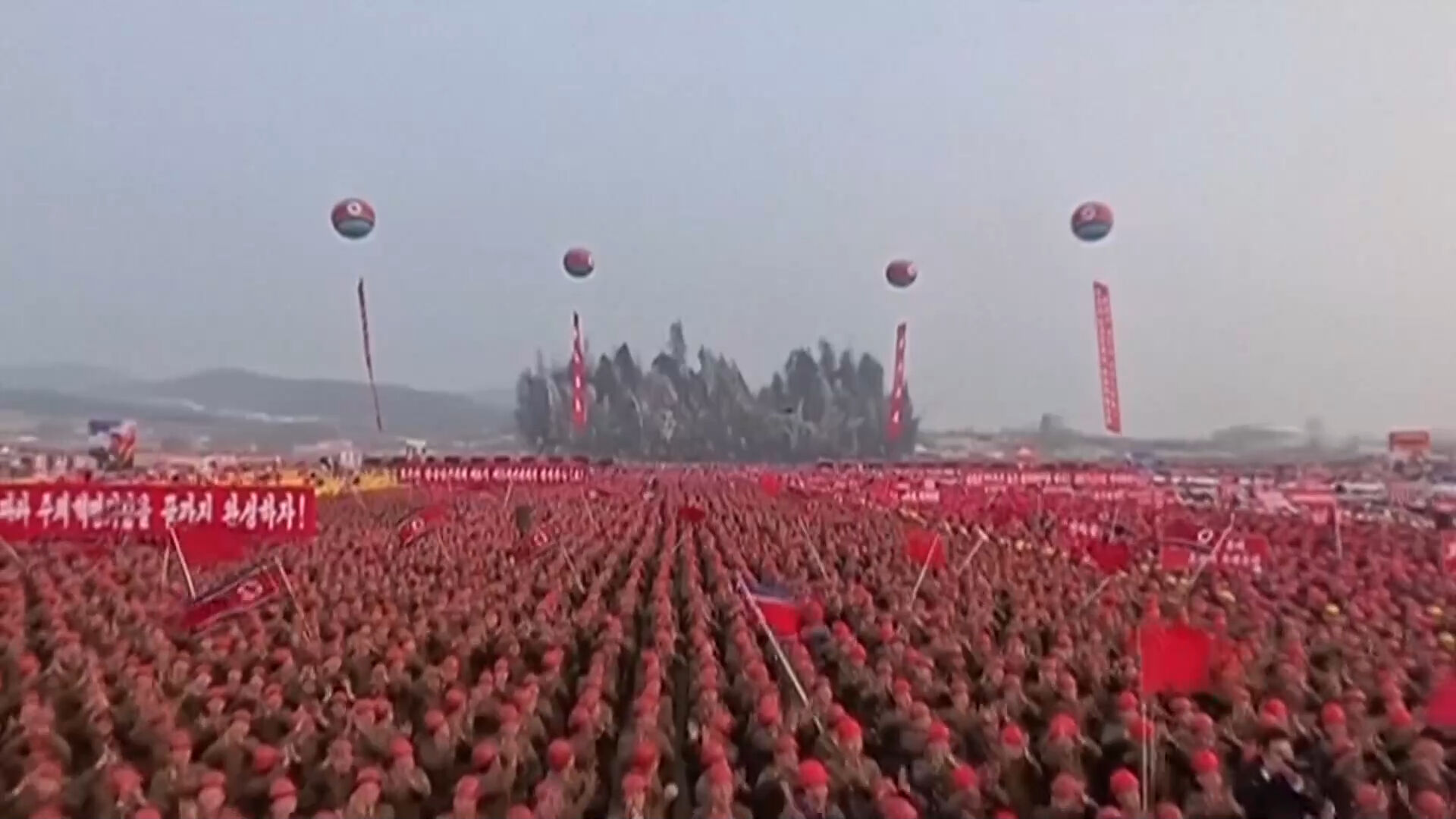 Kuzey Kore'nin başkenti Pyongyang'da büyük patlama meydana geldi! Kim Jong Un patlayıcıları ateşledi - 1. Resim