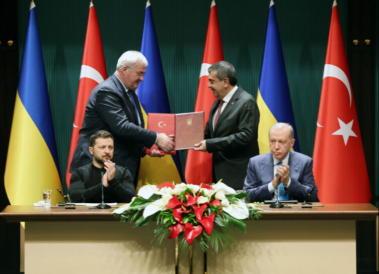Türkiye ile Ukrayna anlaşmalara imzayı attı - 1. Resim