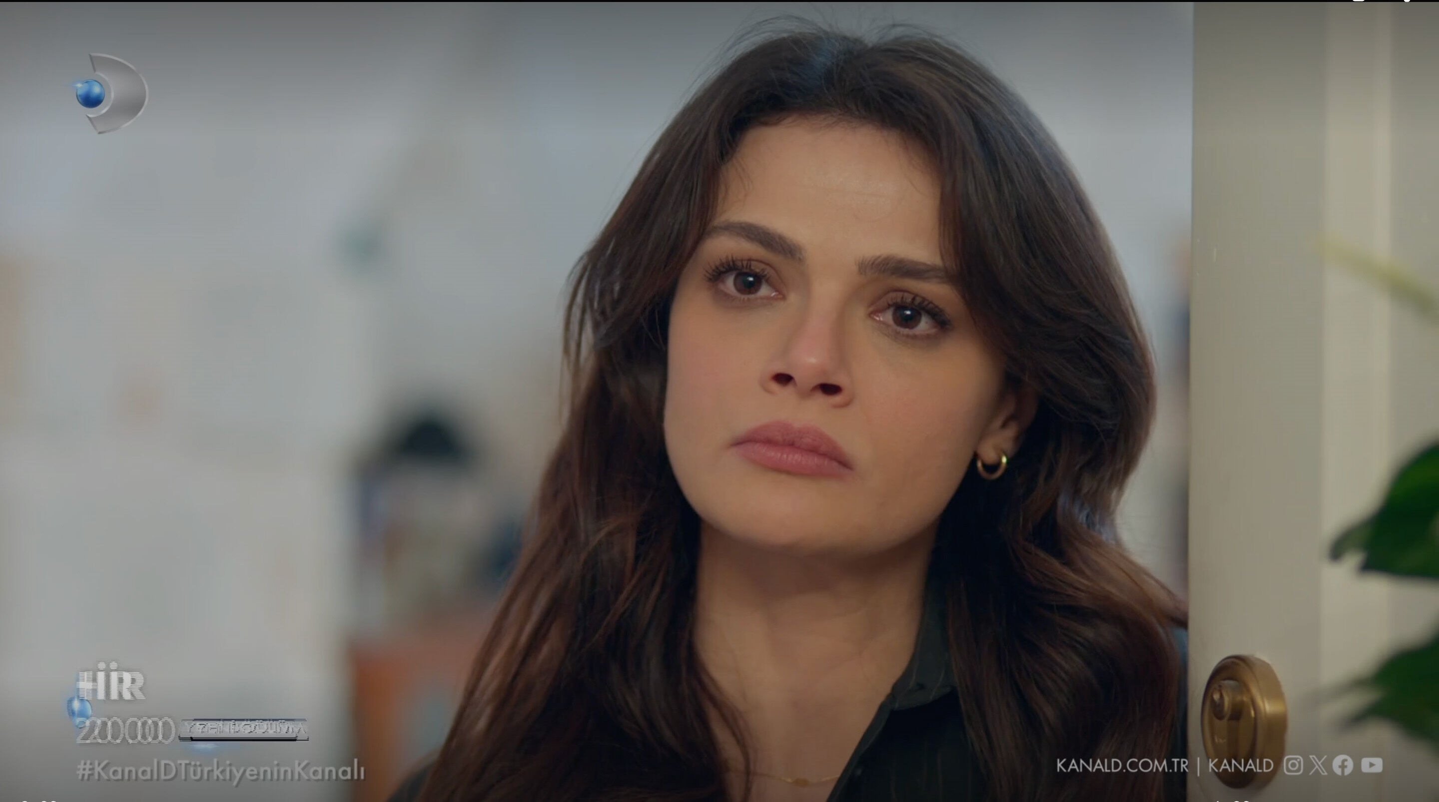 Uzak Şehir yeni bölüm fragmanı yayınlandı mı? Uzak Şehir 15.bölüm fragmanı izle! Uzak Şehir yeni bölüm fragmanı yayınlandı mı? Uzak Şehir 15.bölüm fragmanı izle! - 1. Resim