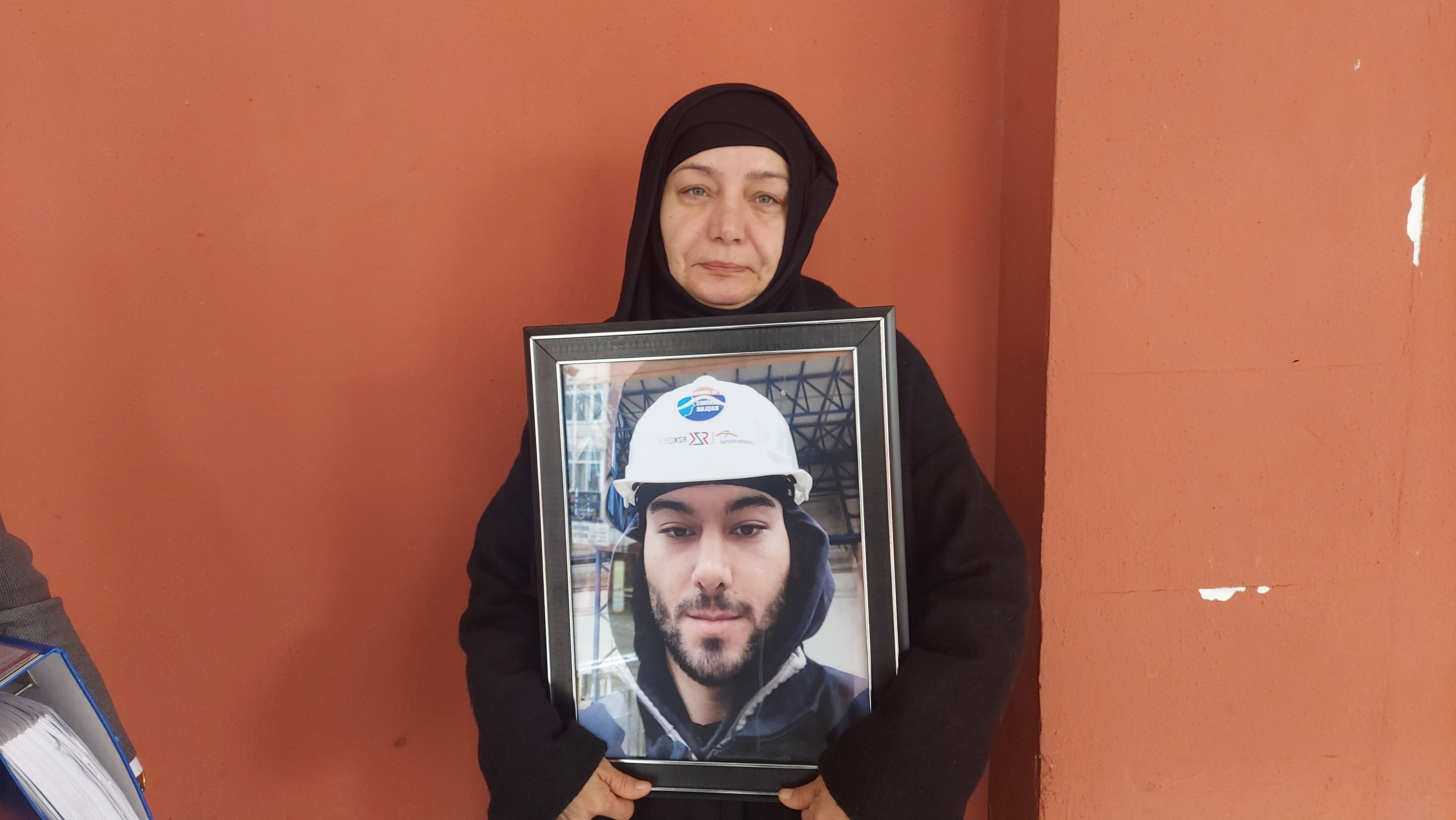 Buna yürek dayanmaz! Tek çocuğunu kazada yitiren anne: Ağzımda diş, kafamda saç kalmadı - 2. Resim