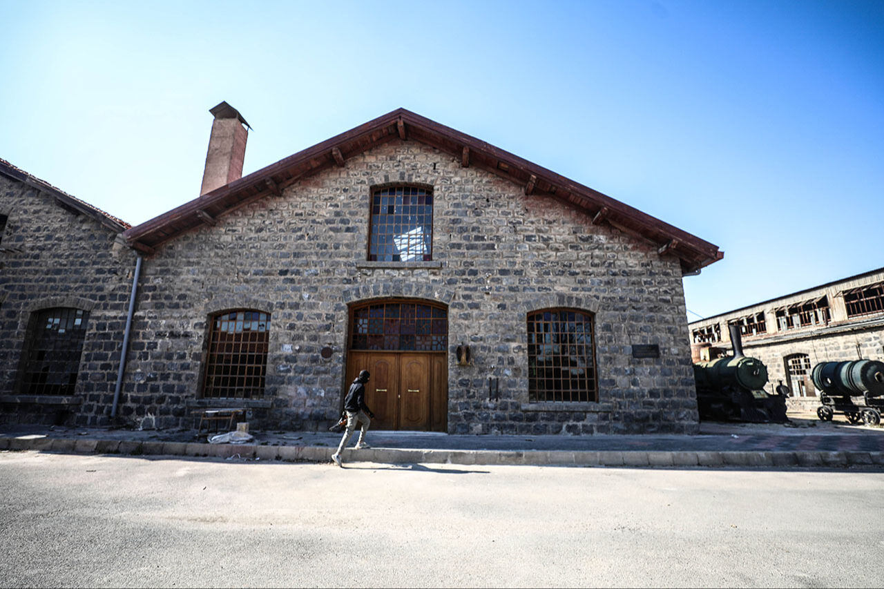 Esad rejimi Hicaz Demir Yolu'nu tahrip etmiş! Şam'daki istasyonla müzenin içler acısı halini ağlayarak anlattı - 10. Resim