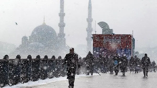 İstanbul'un için turuncu alarm verildi, kar fırtınası bekleniyor! Uzmanlardan açıklamalar peş peşe geldi - 2. Resim