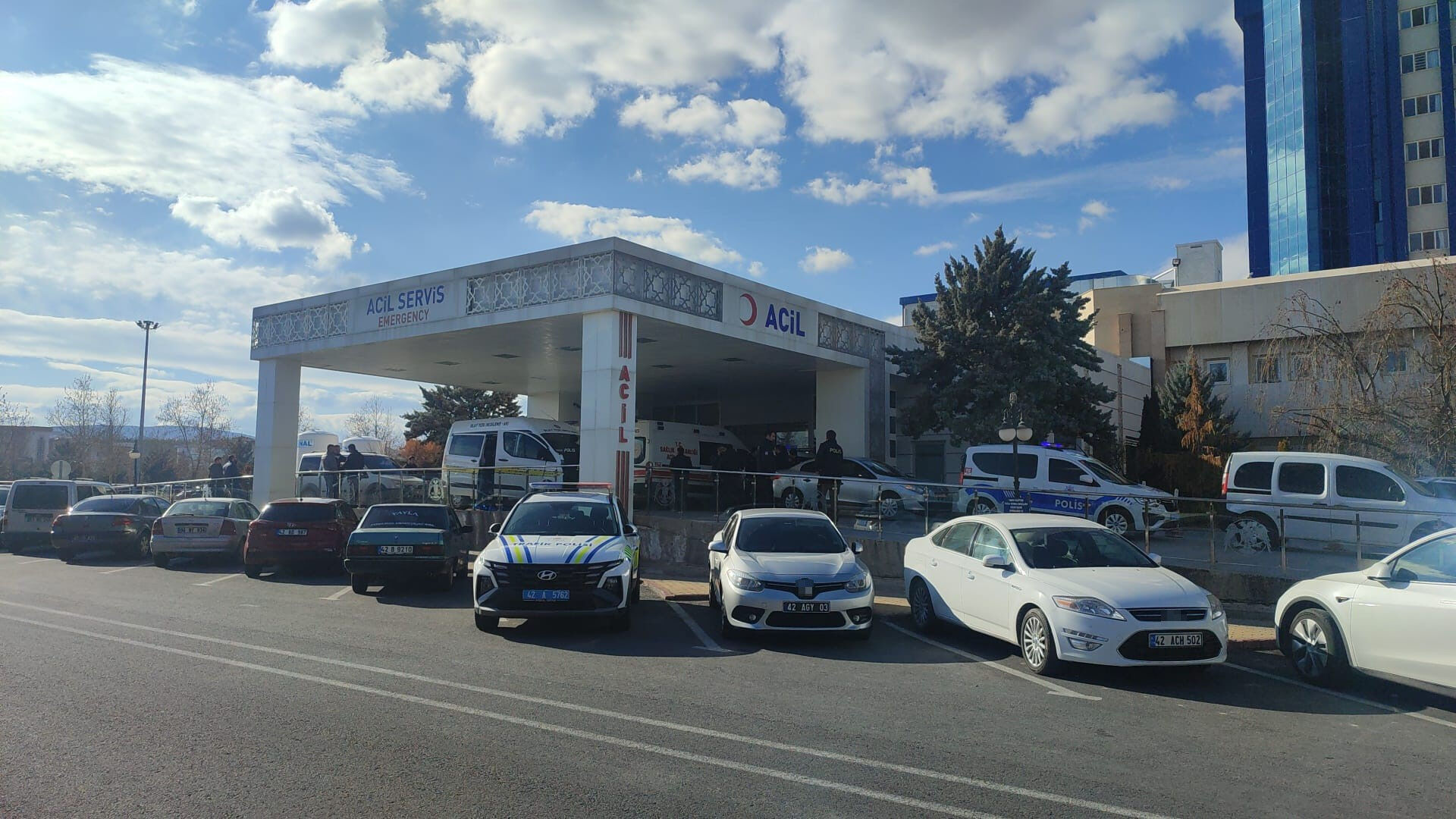 Öğrenci dekan yardımcısını vurmuştu: Konya Selçuk Üniversitesi'ndeki dehşette 'platonik aşk' iddiası Öğrenci dekan yardımcısını vurmuştu: Konya Selçuk Üniversitesi'ndeki dehşette 'platonik aşk' iddiası - 2. Resim