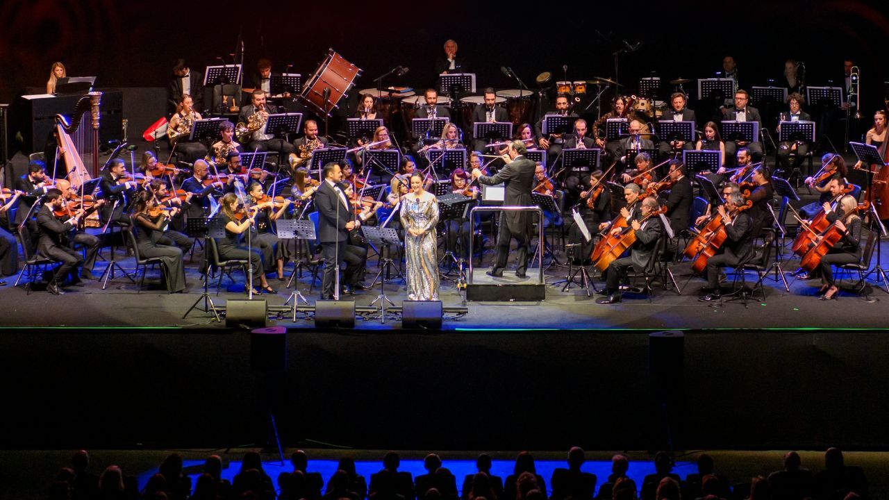 Operanın yıldızları İstanbul’dan geçti! Limak Filarmoni’yi 4 bin kişi seyretti