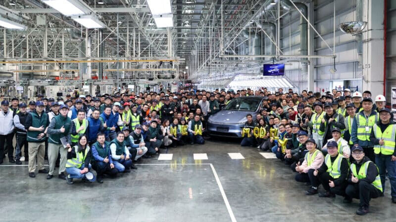 Tesla Model Y 'Juniper'ın seri üretimine başladı - 2. Resim