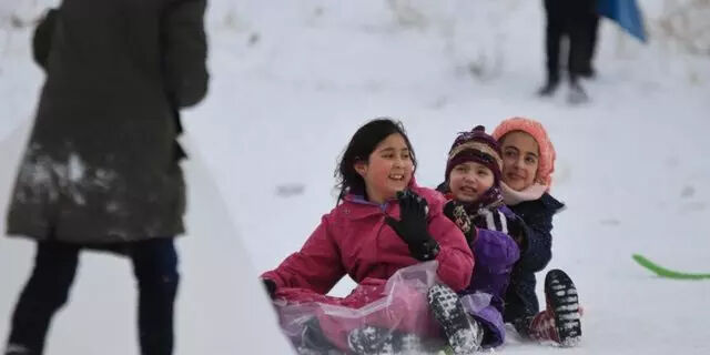 Trabzon'da okullar tatil mi? 19 Şubat valilik duyuruları takip ediliyor! - 3. Resim