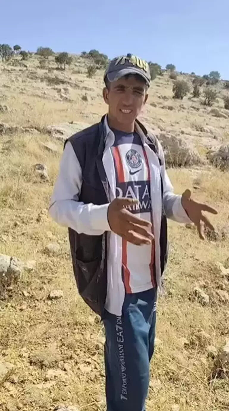 Yemekteyiz programında tavırlarıyla dikkat çekti! Çobanlık yapan Sinan Ediz'in videoları gündem oldu Yemekteyiz programında tavırlarıyla dikkat çekti! Çobanlık yapan Sinan Ediz'in videoları gündem oldu - 2. Resim