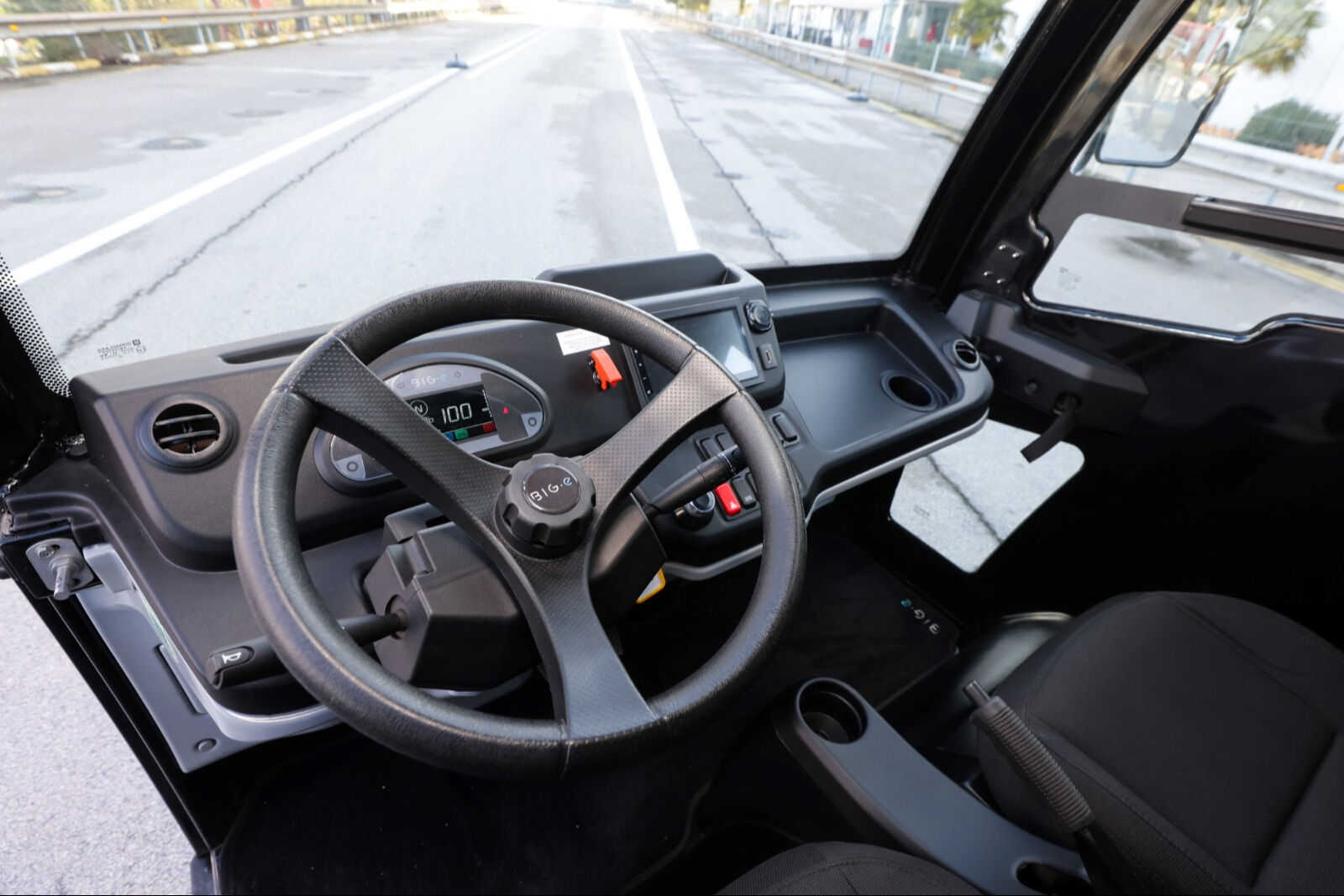 Anadolu Isuzu'dan yerli elektrikli hizmet aracı: BIG.e Anadolu Isuzu'dan yerli elektrikli hizmet aracı: BIG.e - 1. Resim