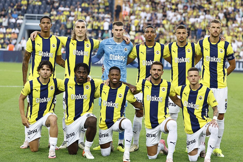 Fenerbahçe Anderlecht maçında kimler eksik, kimler cezalı? Fenerbahçe muhtemel ilk 11 belli oldu, kamp kadrosu açıklandı! Fenerbahçe Anderlecht maçında kimler eksik, kimler cezalı? Fenerbahçe muhtemel ilk 11 belli oldu, kamp kadrosu açıklandı! - 2. Resim