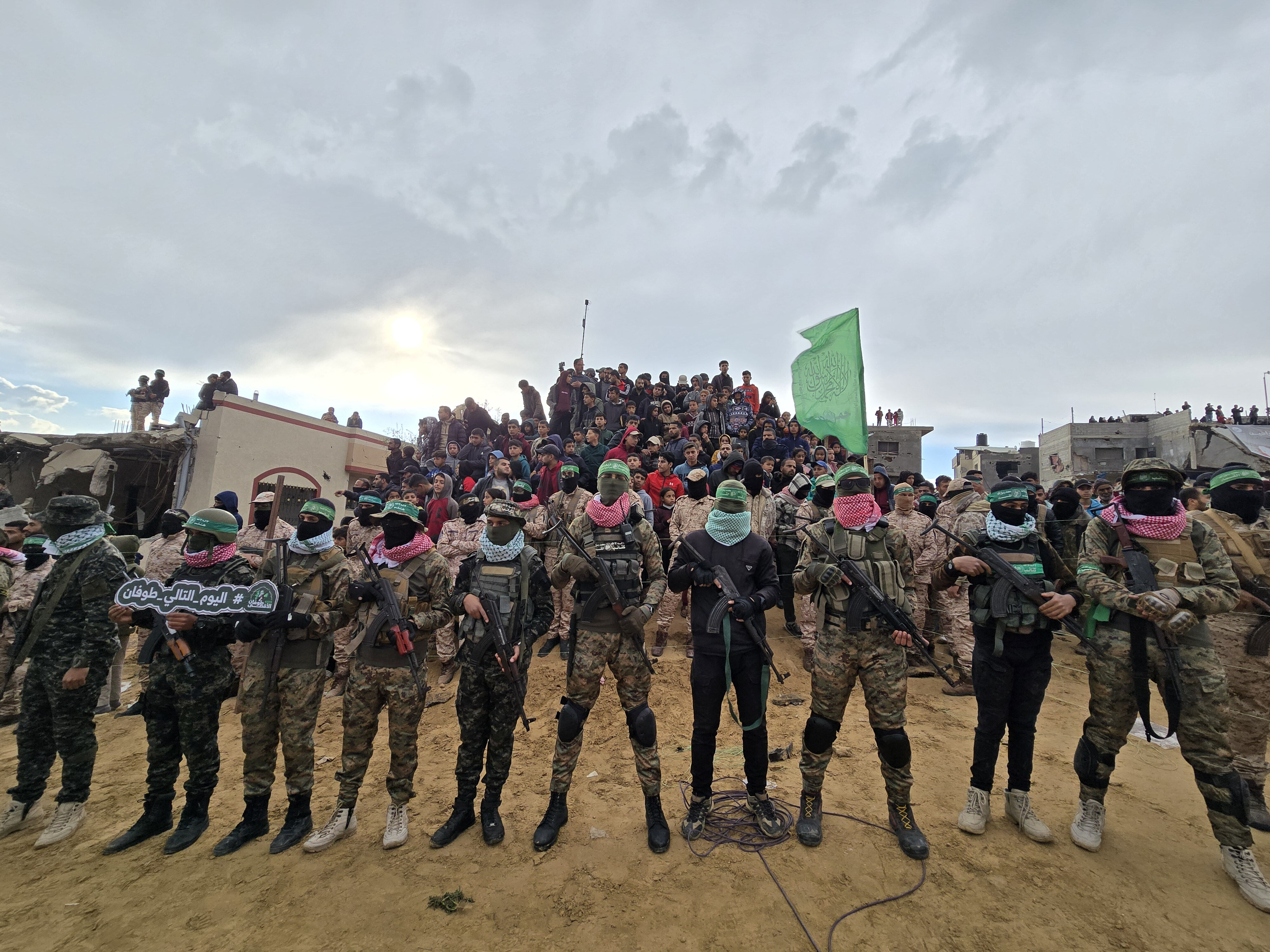 Hamas, İsrailli esirlerin cesetlerini teslim etti Hamas, İsrailli esirlerin cesetlerini teslim edecek - 1. Resim