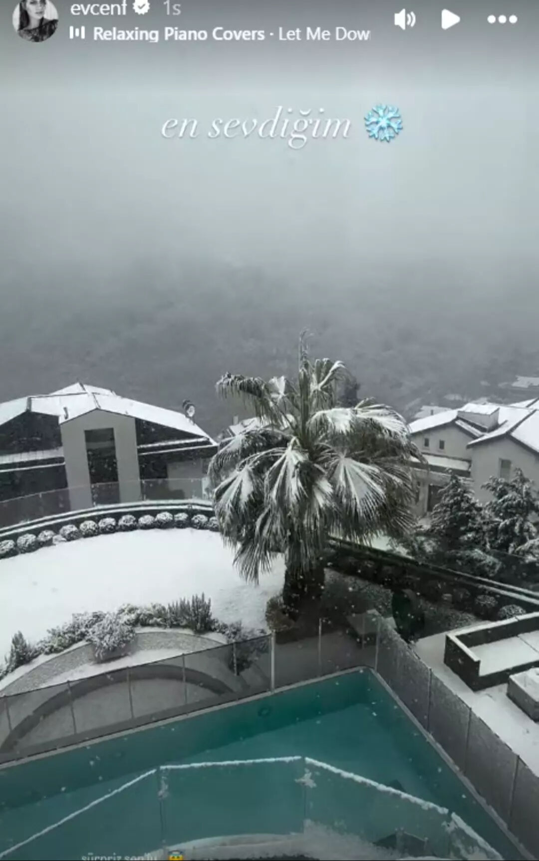 Ünlü oyuncu Fahriye Evcen lüks evini paylaştı! Görenler gözlerine inanamadı Ünlü oyuncu Fahriye Evcen lüks evini paylaştı! Görenler gözlerine inanamadı - 3. Resim