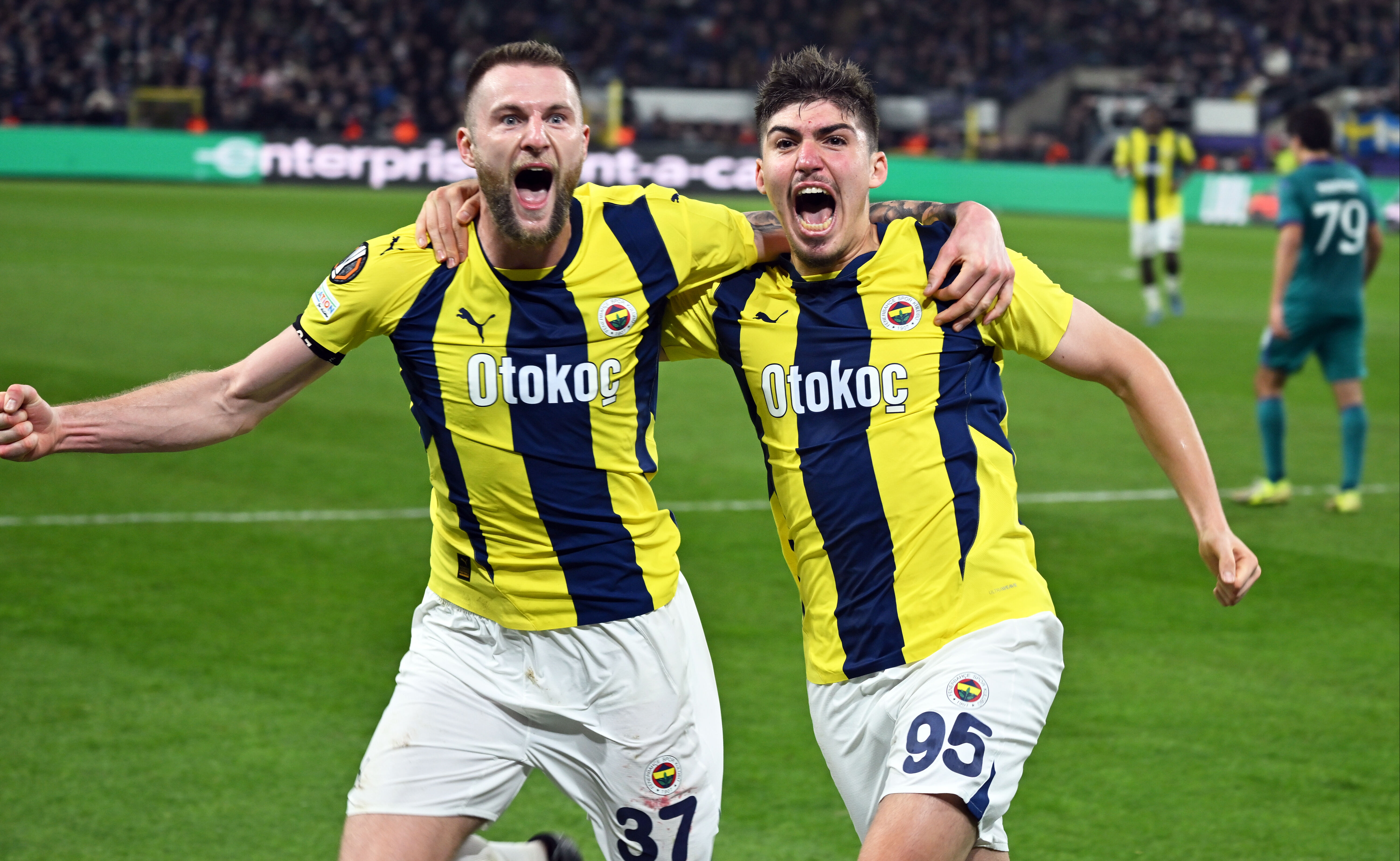 Belçika'dan turla dönüyoruz: Fenerbahçe son 16'da! - 1. Resim
