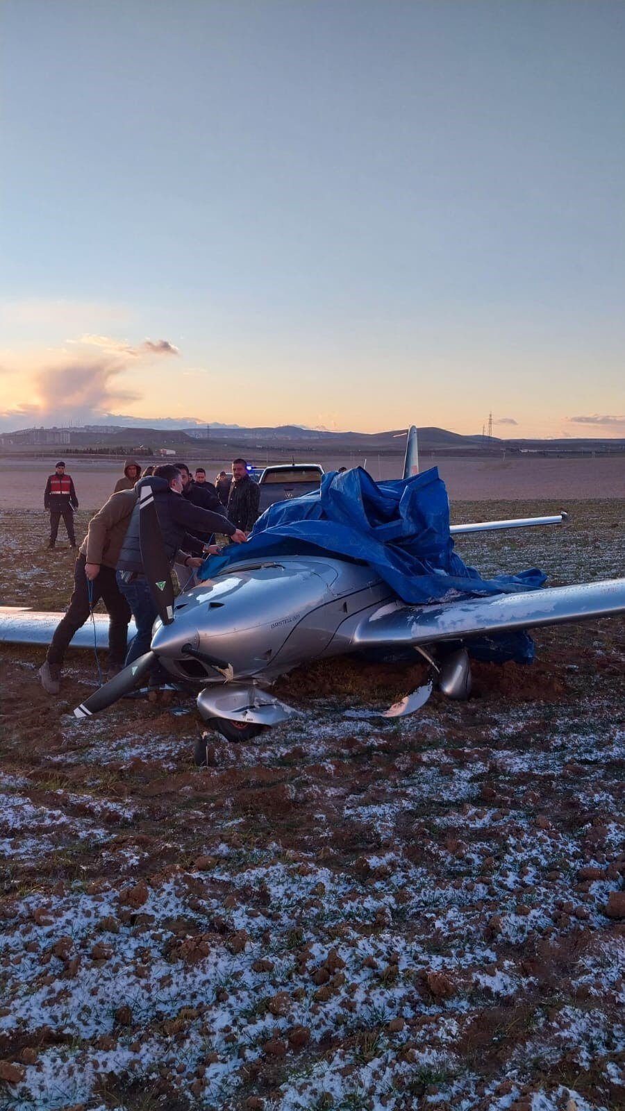 Ankara'da korku dolu anlar! Uçak zorunlu iniş yaptı - 1. Resim