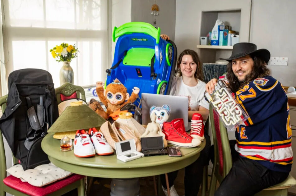 Böylesi hiç görülmedi! Hazine avcısı çift, bu hobiyle sosyal medyada fenomen oldu - 1. Resim