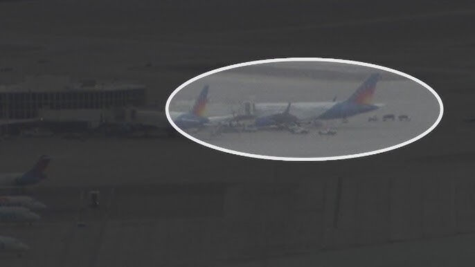 Buz gibi kabusta 6 saat mahsur kaldılar! Yolcular çaresizce yardım istedi - 1. Resim