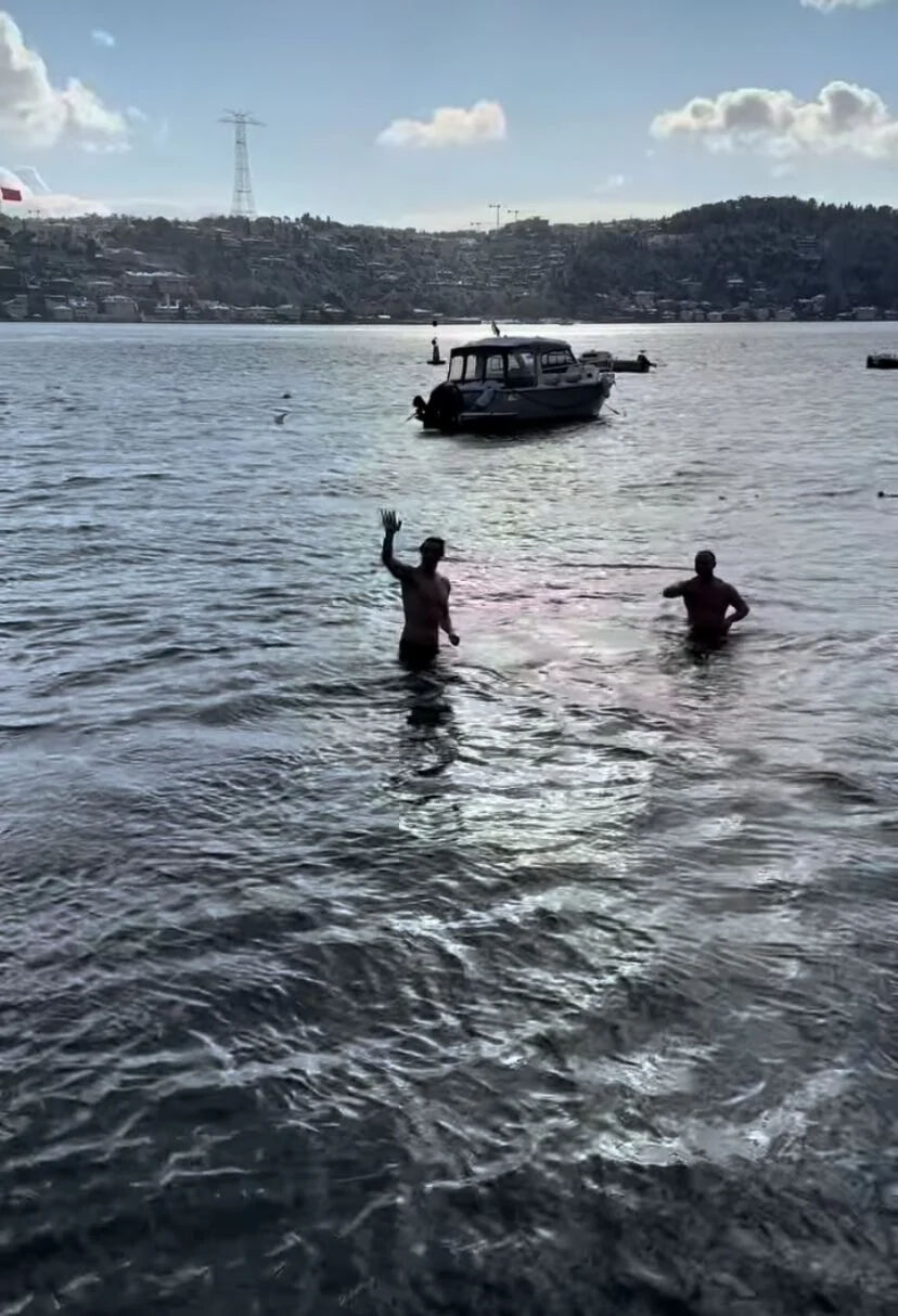 İbrahim Kutluay, soğuk havaya meydan okudu! Yaptığını görenler şaştı kaldı - 1. Resim
