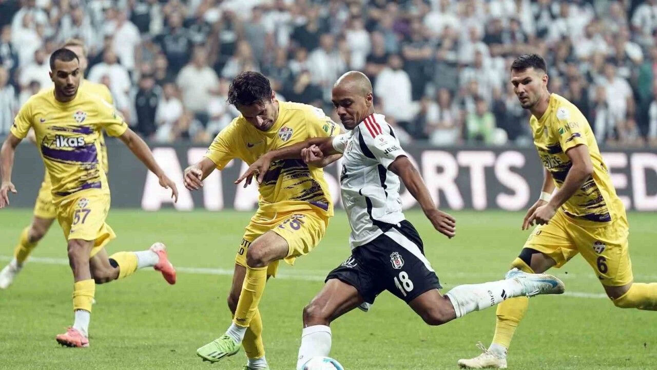 Beşiktaş, 3 puanı 3 golle alıyor! Kartal deplasmanda yenilmiyor ikas Eyüpspor - Beşiktaş | Canlı Anlatım - 2. Resim
