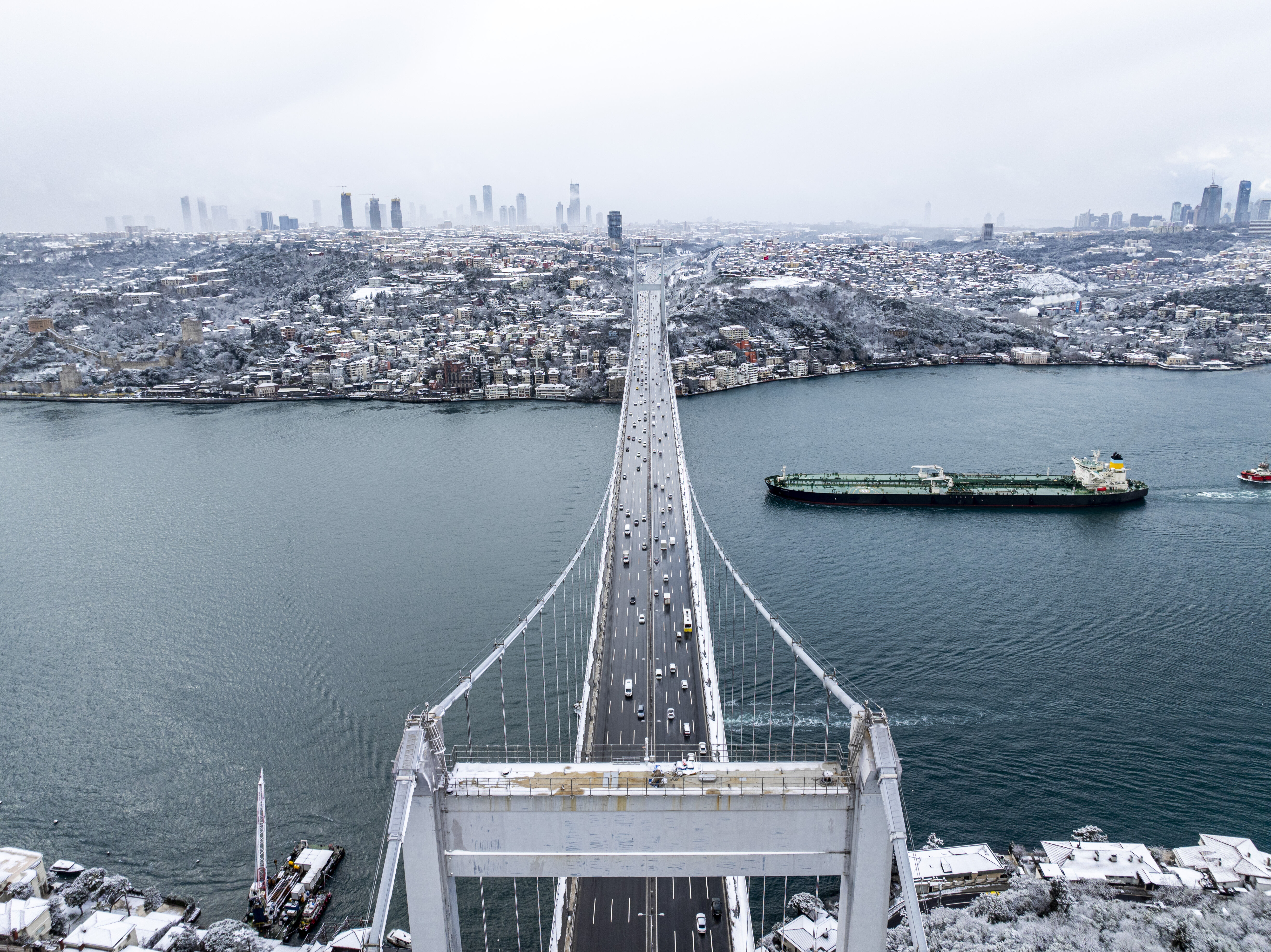 İstanbul'da sakin mesai sonu! Trafik yoğunluğu yüzde 35'te kaldı İstanbul'da sakin mesai sonu! Trafik yoğunluğu yüzde 35'te kaldı - 1. Resim