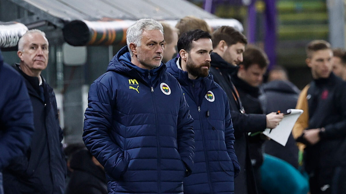 Jose Mourinho tarih yazıyor! Fenerbahçe ile Avrupa'da tek Türk takım - 1. Resim