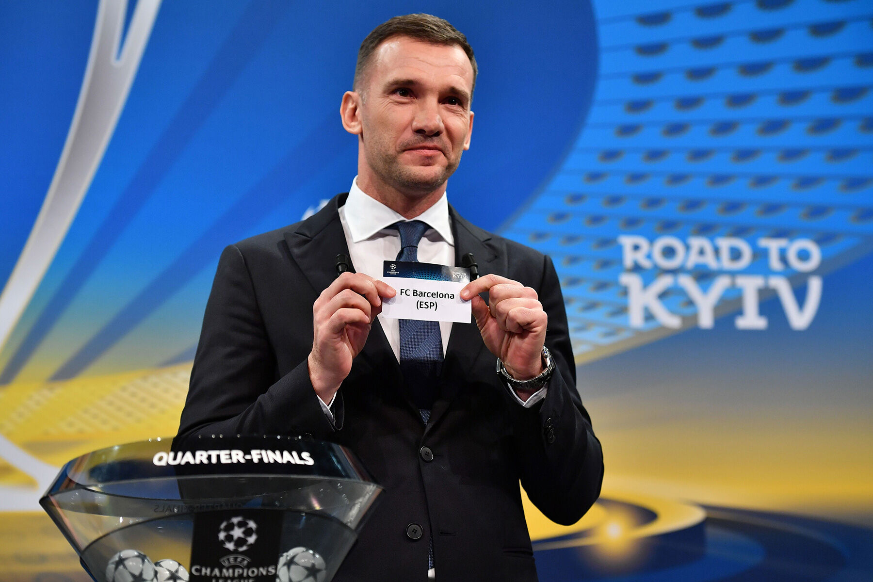 UEFA kura çekimi hangi kanalda, nerede izlenir? Avrupa Ligi son 16 turu eşleşmeleri açıklanacak! - 1. Resim